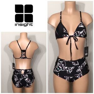 New. INSIGHT hi waisted bikini. L/M